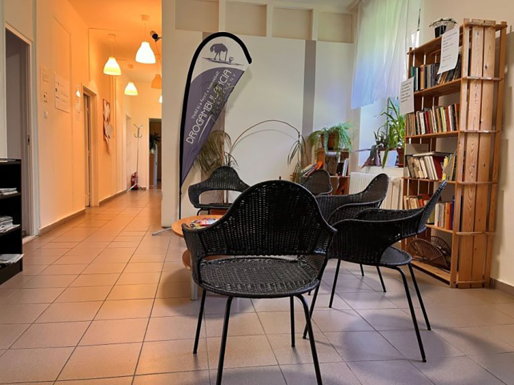 Drogambulancia Váró